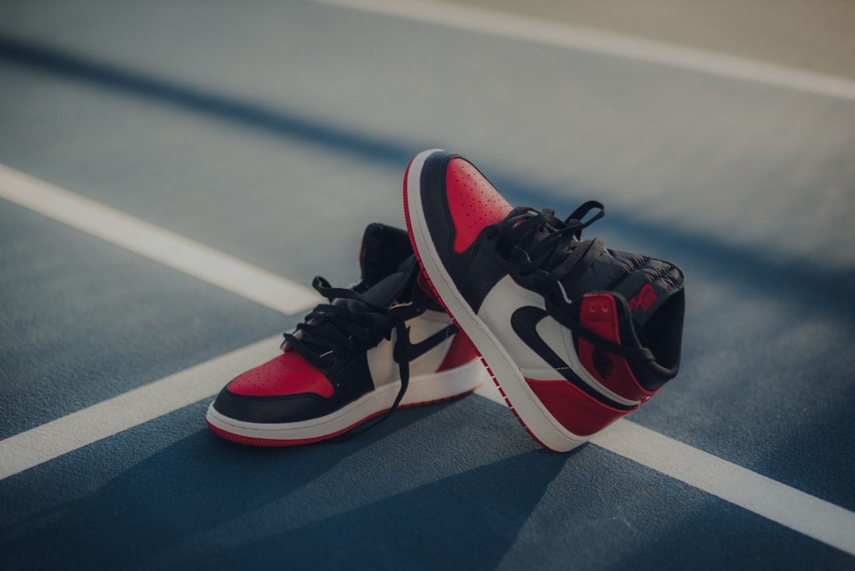 Air Jordan 1 Low in black, varsity red and white