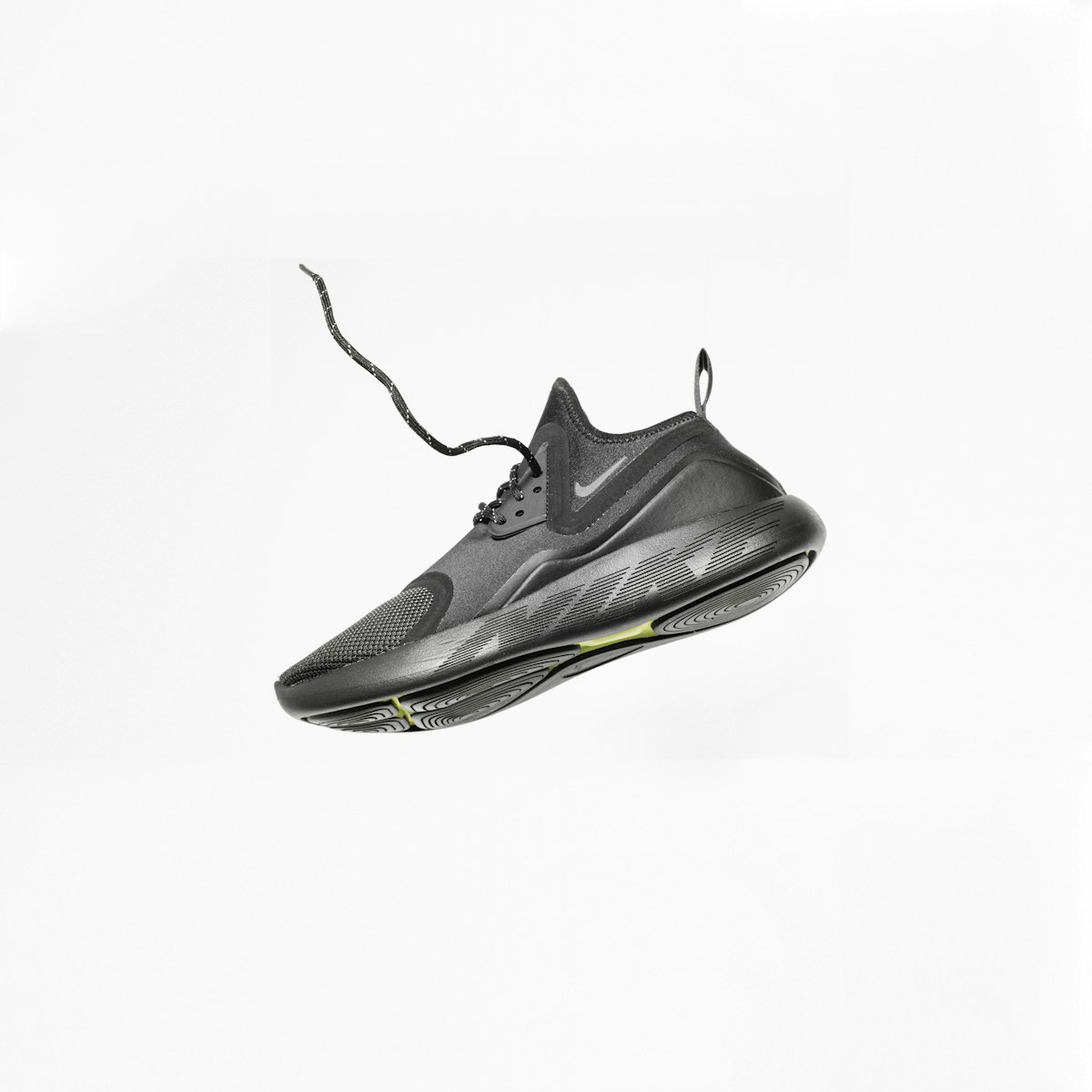 Nike Zoom Fly in triple black